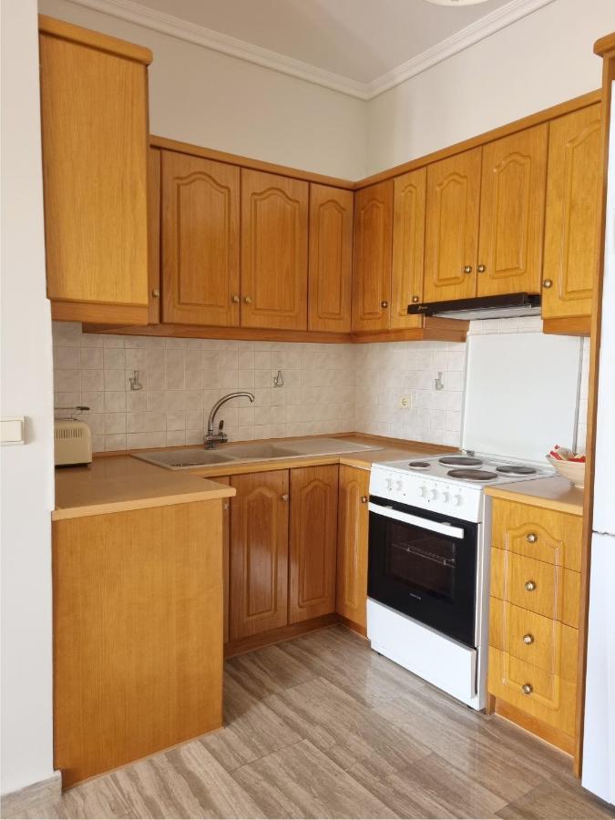 Almyros Aktis Seaview Apartment Kalamata Exterior photo