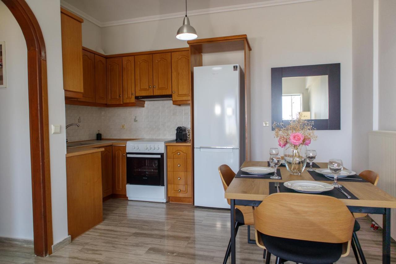 Almyros Aktis Seaview Apartment Kalamata Exterior photo