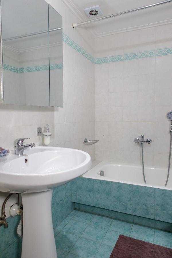 Almyros Aktis Seaview Apartment Kalamata Exterior photo
