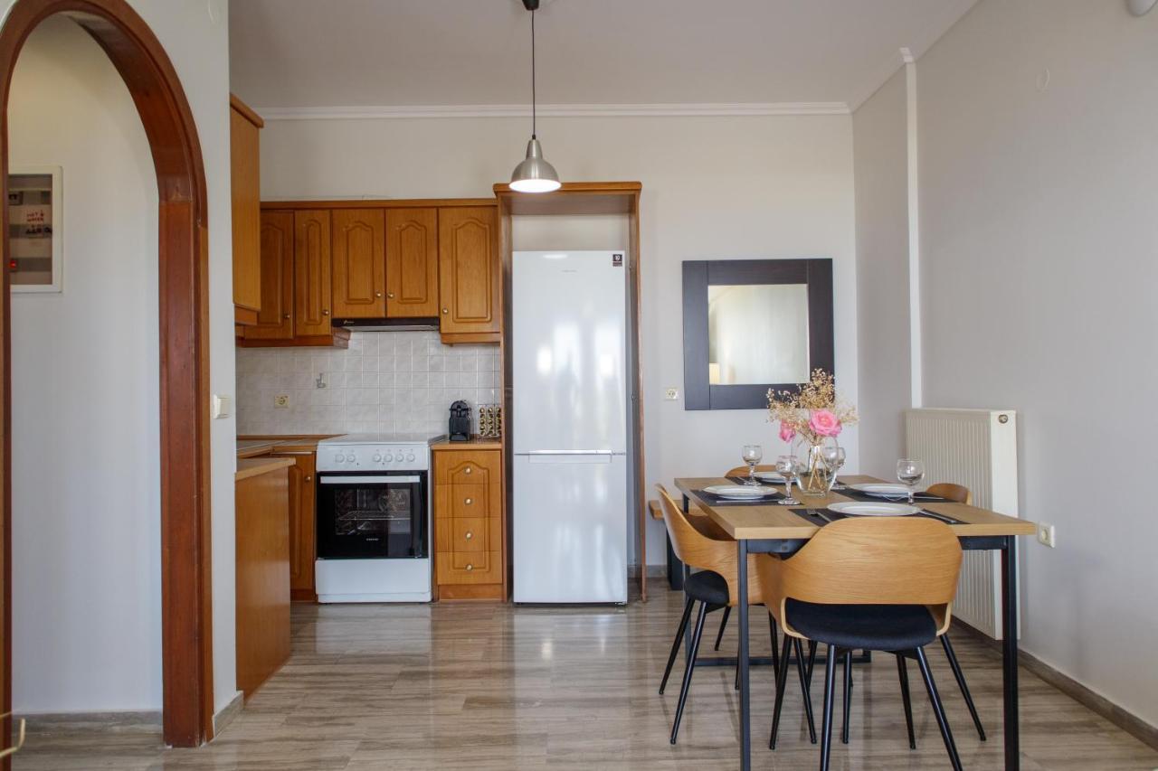 Almyros Aktis Seaview Apartment Kalamata Exterior photo
